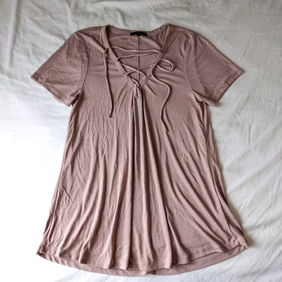 BKE Red Tie Chest Nude Pink Tunic Length Top Neutral Minimalist Size Large - Picture 1 of 8
